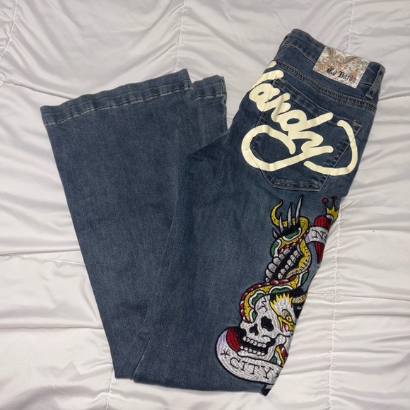 Ed Hardy Denim - Ed Hardy Jeans Embroidered Spell Out Y2K Flare New York City NYC 28 women’s
